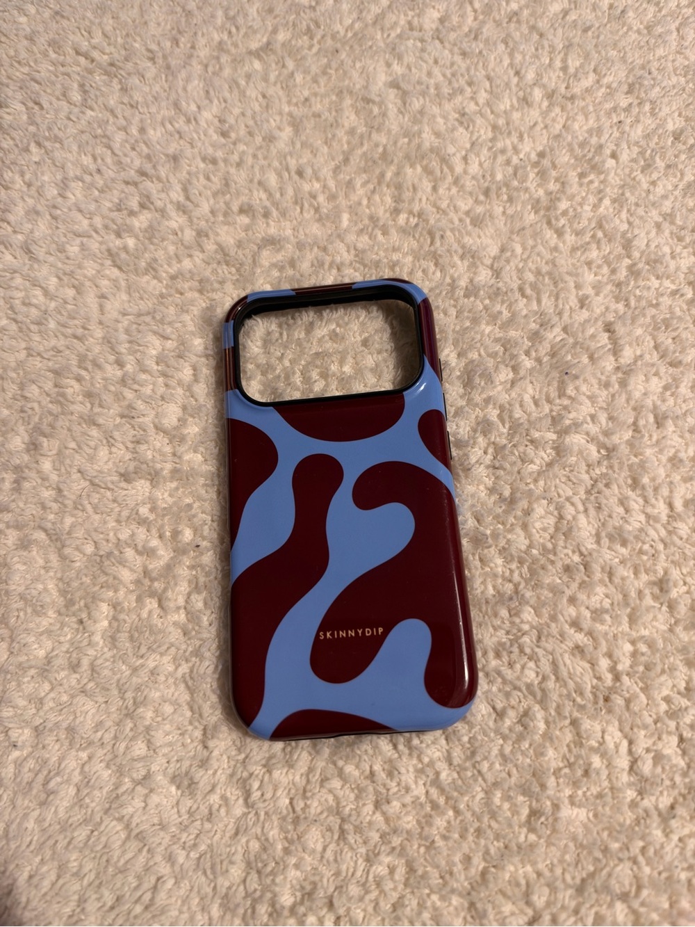 iPhone 17 Pro Skinnydip Blue & Burgundy Abstract Pattern Phone Case - MagSafe